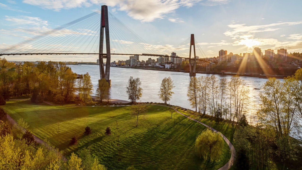 https://connectnowbusinessnetwork.com/wp-content/uploads/2019/02/riversides-at-sunset-in-spring-677873882_3869x2579-1-1280x720.jpg